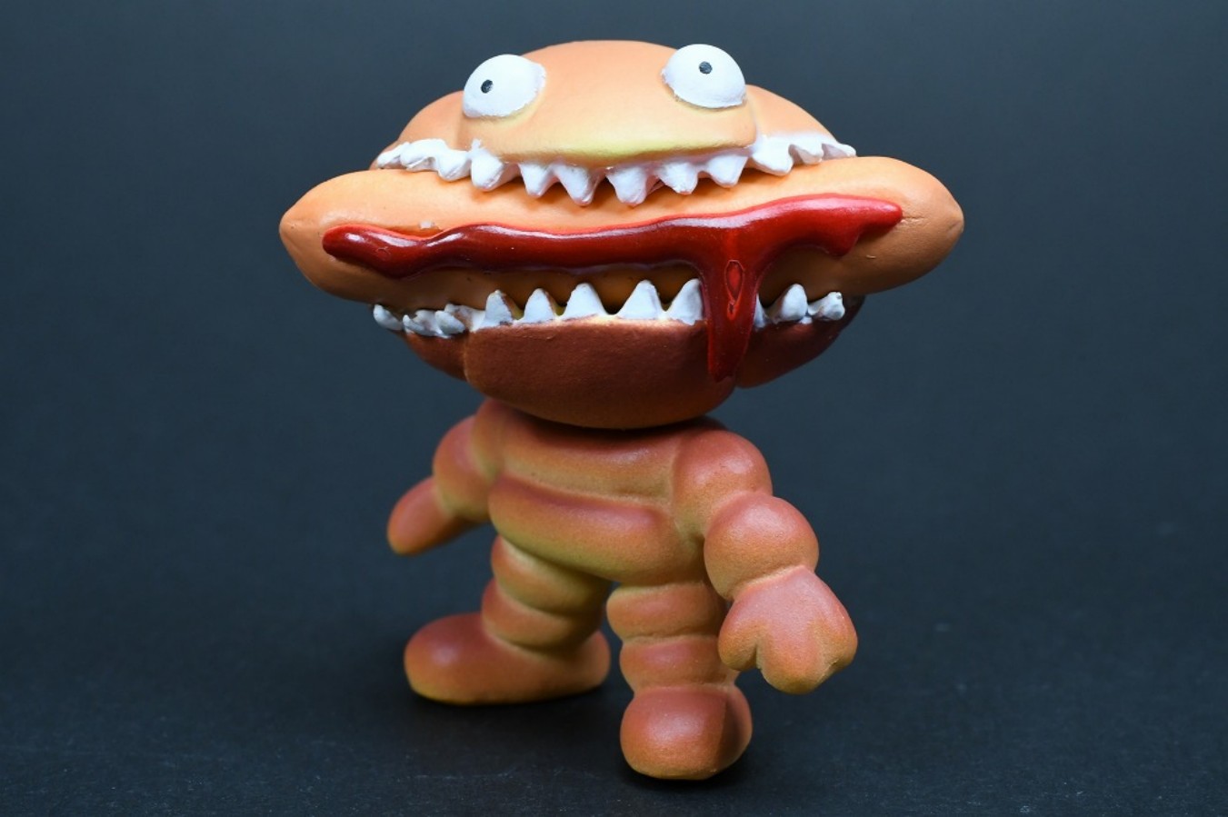 Stasto capsule toys cute Gray  - Zombie Snacks recension och pris